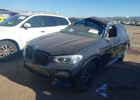 2019 BMW X4 xDrive30I z USA, uszkodzony, nr VIN 5UXUJ3C58KLG52794